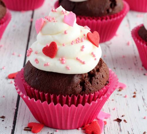 valentines-chocolate-cupcakes-scaled (002).jpg